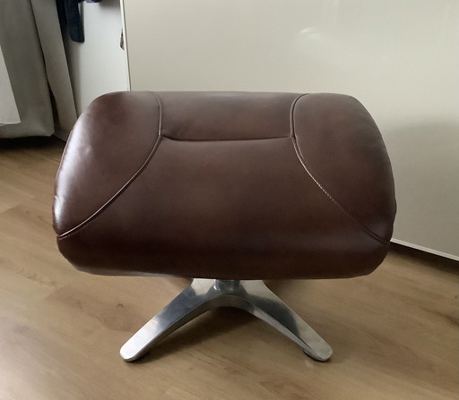 Hocker / pouf vintage en cuir artificiel marron