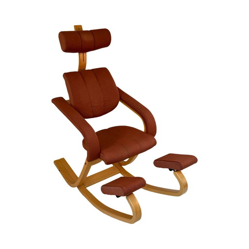 Peter Opsvik - Stokke - Duo Balance (Design de 1991) Fauteuil à bascule ergonomique - Chêne clair et tapisserie rouge