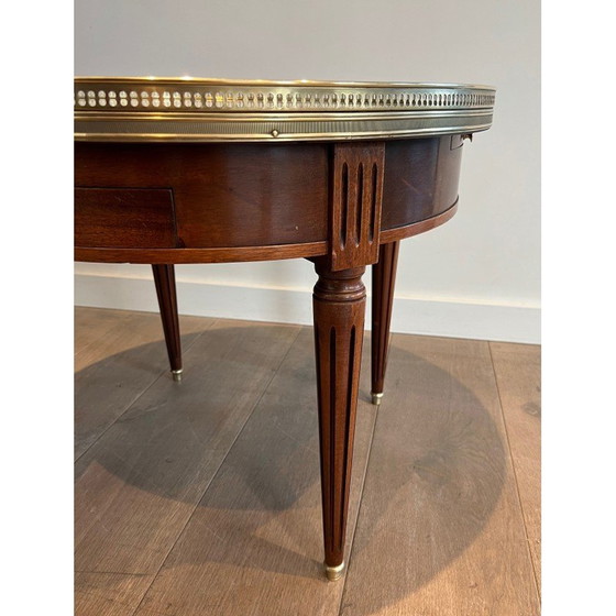 Image 1 of Table basse ronde vintage en acajou, laiton et marbre de Carrare blanc