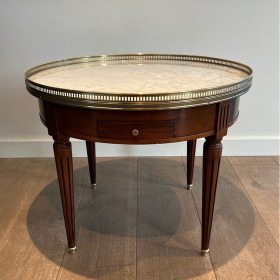 Image 1 of Table basse ronde vintage en acajou, laiton et marbre de Carrare blanc