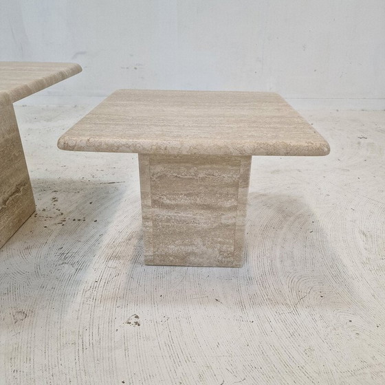Image 1 of Ensemble de 3 tables basses vintage en travertin, Italie 1980