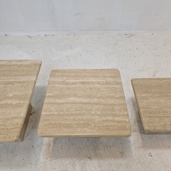Image 1 of Ensemble de 3 tables basses vintage en travertin, Italie 1980