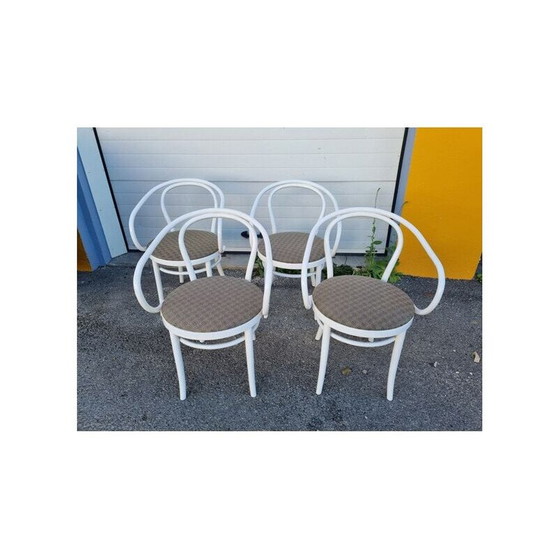 Image 1 of Ensemble de 4 chaises vintage "le corbusier" en bois par Thonet, 1920