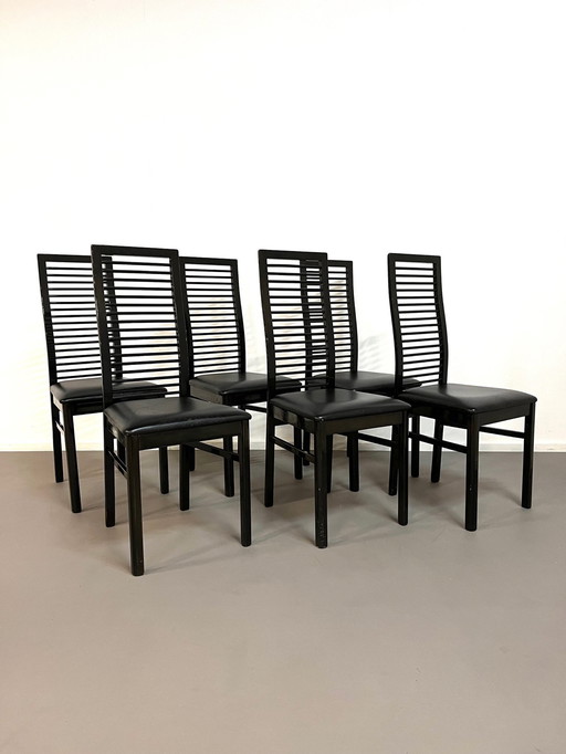 Chaises de salle à manger italiennes à haut dossier en bois laqué, années 1980