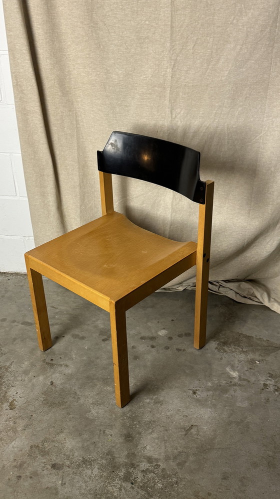 Image 1 of 4X Chaise Vintage empilable