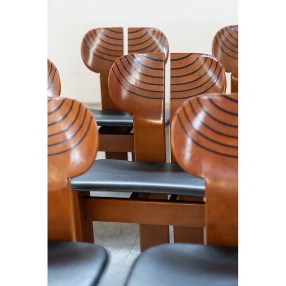 Image 1 of Ensemble de 12 chaises vintage en ébène et laiton pour Afra et Tobia, Italie 1990