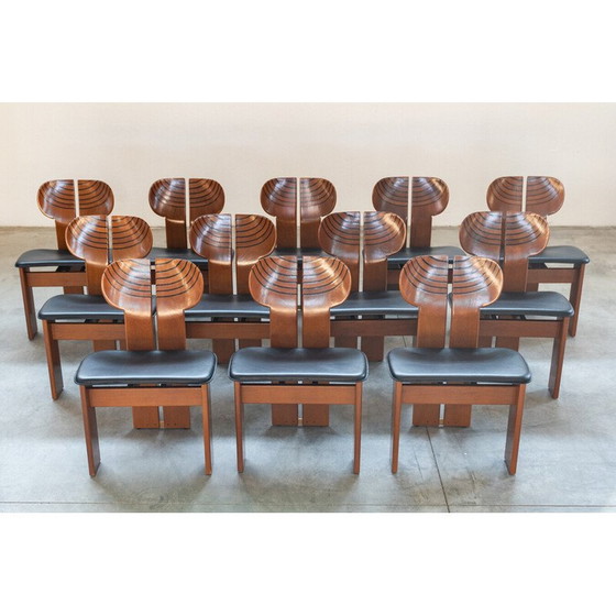 Image 1 of Ensemble de 12 chaises vintage en ébène et laiton pour Afra et Tobia, Italie 1990
