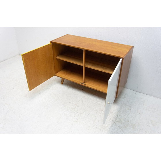 Image 1 of Buffet du milieu du siècle U-450 par Jiří Jiroutek, Tchécoslovaquie Années 1960