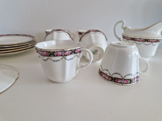 Image 1 of Aynsley 6 X tasses et assiettes, assiettes à gâteaux et pot à lait