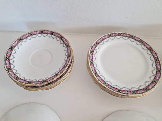 Image 1 of Aynsley 6 X tasses et assiettes, assiettes à gâteaux et pot à lait