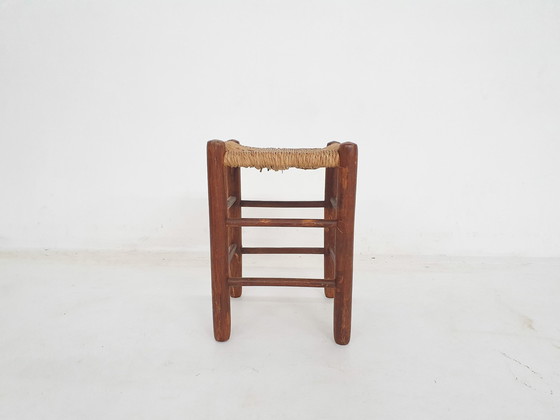Image 1 of Tabouret en bois Mid Century avec assise en rotin