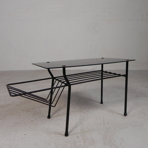 Table basse vintage avec porte-revues, années 1950