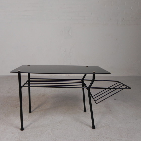 Image 1 of Table basse vintage avec porte-revues, années 1950