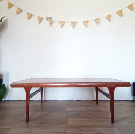 Image 1 of Table basse vintage Johannes Andersen