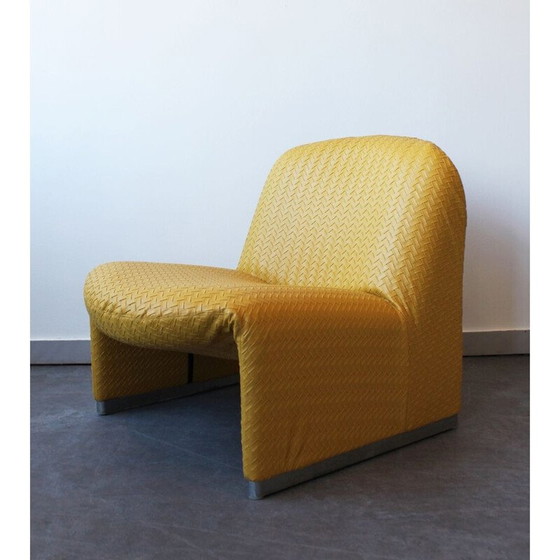 Image 1 of Paire de fauteuils Alky vintage en aluminium et cuir jaune tissé par Giancarlo Piretti pour Castelli, Italie