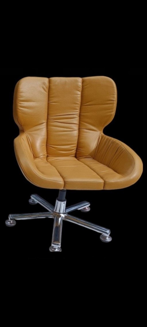 Paire de fauteuils italiens d'époque