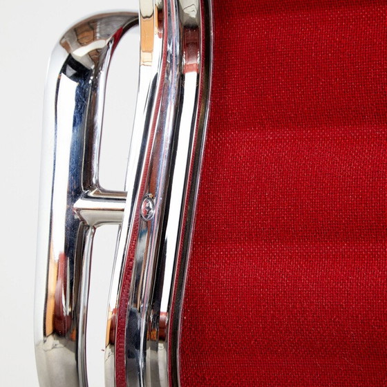 Image 1 of Fauteuil de bureau vintage EA108 de Charles & Ray Eames