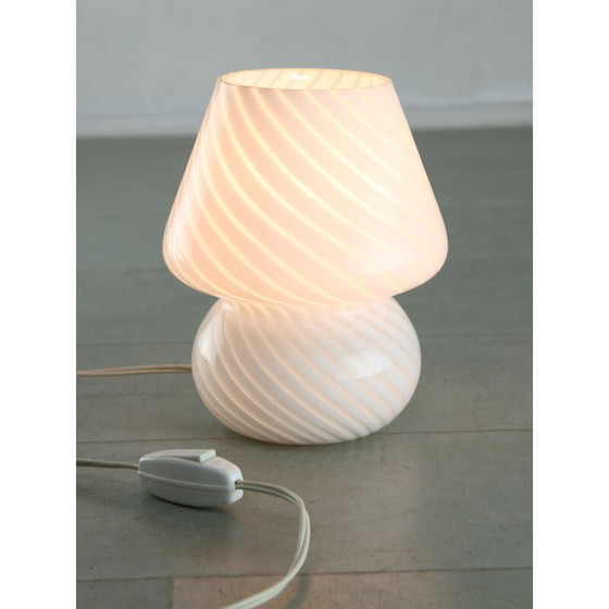 Image 1 of Lampe de table vintage en verre de Murano, 1970