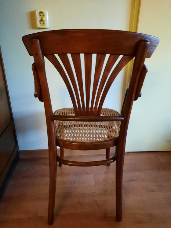 Image 1 of Chaise Thonet avec accoudoir Modèle 221