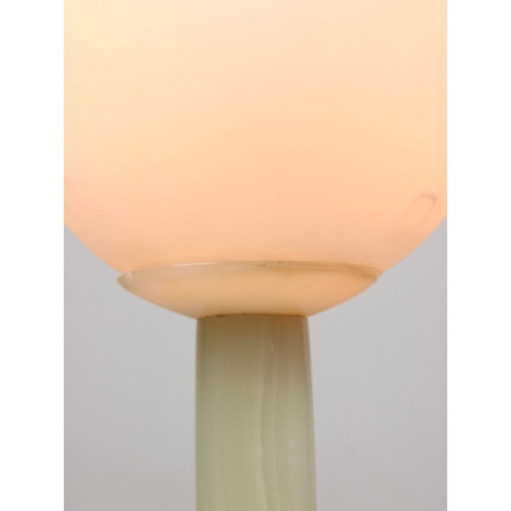 Image 1 of Lampe de table vintage en onyx et opaline, 1960s