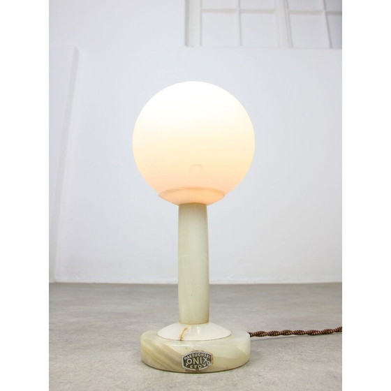 Image 1 of Lampe de table vintage en onyx et opaline, 1960s