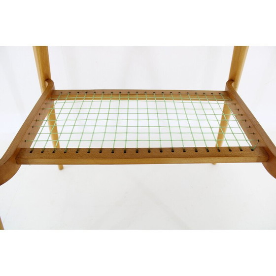Image 1 of Table d'appoint vintage en hêtre et chêne, Tchécoslovaquie 1960