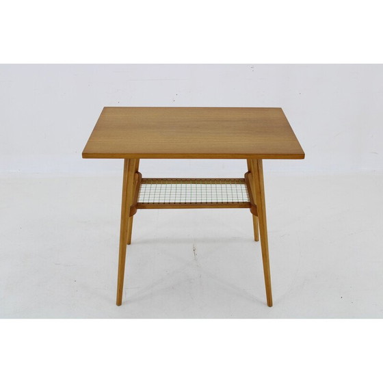 Image 1 of Table d'appoint vintage en hêtre et chêne, Tchécoslovaquie 1960