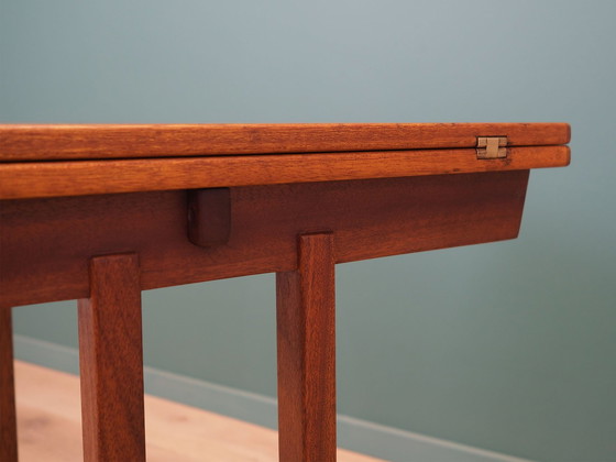 Image 1 of Table basse en acajou, Design danois, 1970S, Production : Danemark