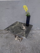 Table basse en marbre gris