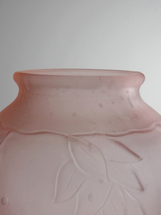 Image 1 of Grand Vase Style Art Déco Pâte De Verre Moulé/Pressé Rose