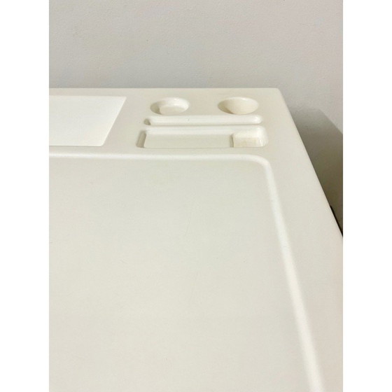 Image 1 of Bureau vintage Ozoo en fibre de verre laqué blanc par Marc Berthier, France 1967