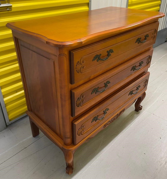 Image 1 of Commode Contemporaine En Bois – 3 Tiroirs