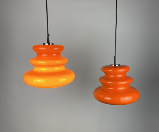 Lampe pendante en verre orange vif Ah 1 By Peill And Putzler 1960