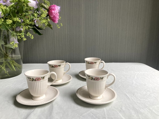 Image 1 of Vaisselle Wedgewood, assiettes, bols, tasses, soucoupes