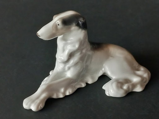 Metzler&Ortloff Chien en porcelaine vintage