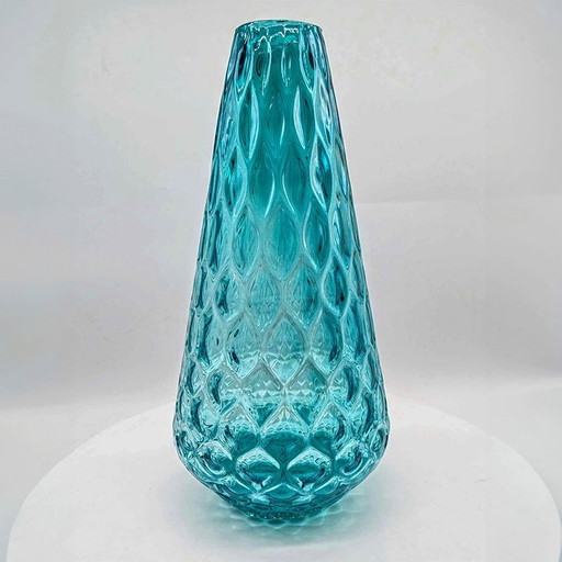 Vase des années 1960 en verre de Murano soufflé à la main. Fabriqué en Italie.