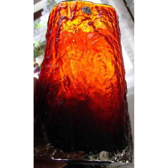 Image 1 of Vase vintage "Kora" en rubis, 1970