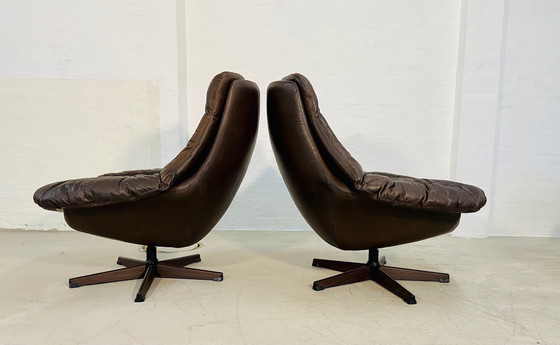 Image 1 of Vintage Danish Mid Century Leather Swivel Egg Chair By Bramin 1960,S