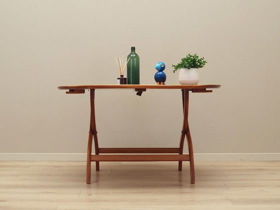 Image 1 of Table basse ronde en acajou, Design danois, 1970S, Production : Danemark