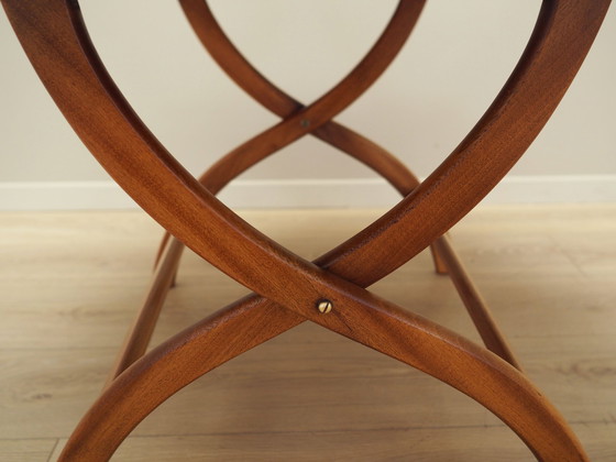 Image 1 of Table basse ronde en acajou, Design danois, 1970S, Production : Danemark