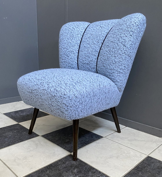 Image 1 of Chaise cocktail en laine bleue 1960S