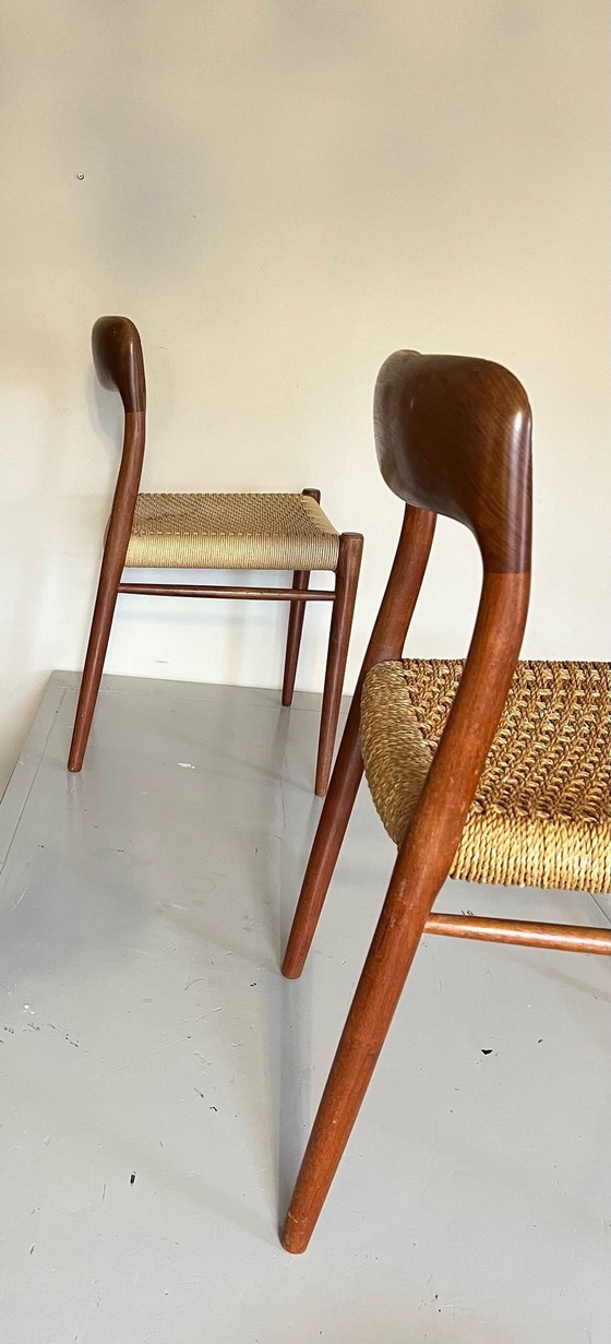 Image 1 of Ensemble de 2 chaises de salle à manger Niels Möller modèle 75 en parfait état