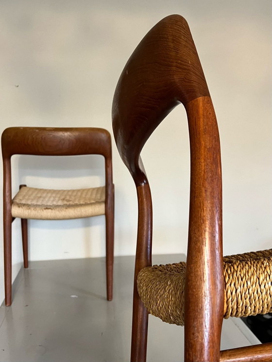 Image 1 of Ensemble de 2 chaises de salle à manger Niels Möller modèle 75 en parfait état
