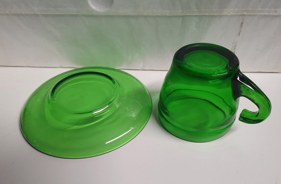 Image 1 of 2046 Tasses et soucoupes vertes au design vintage
