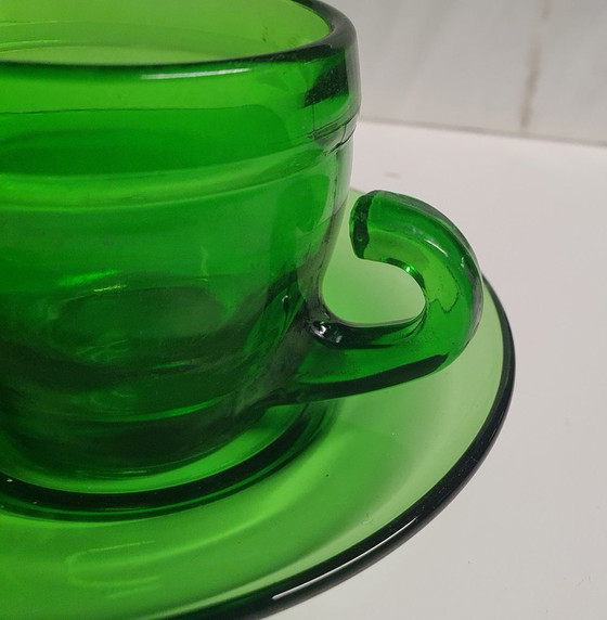 Image 1 of 2046 Tasses et soucoupes vertes au design vintage