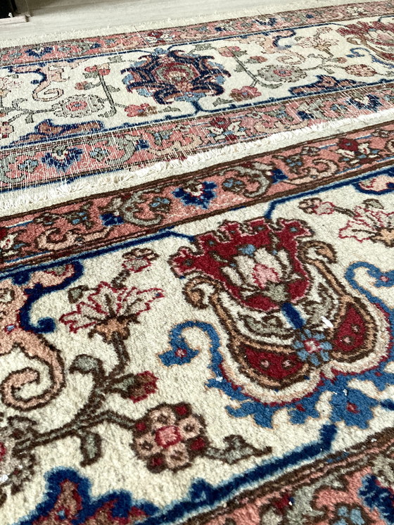 Image 1 of Tapis persan 391 X 303 cm