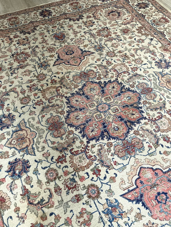 Image 1 of Tapis persan 391 X 303 cm
