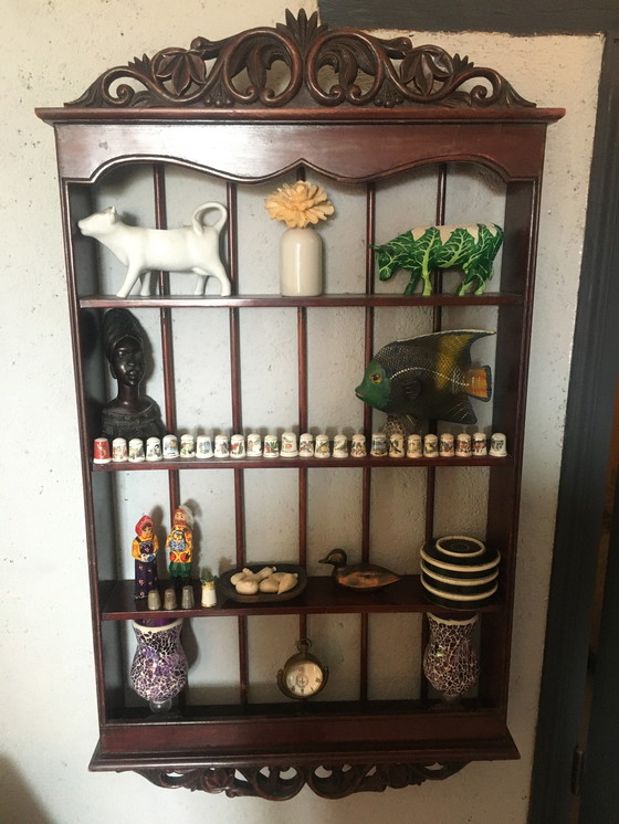 Image 1 of Etagère murale vintage en bois sculpté