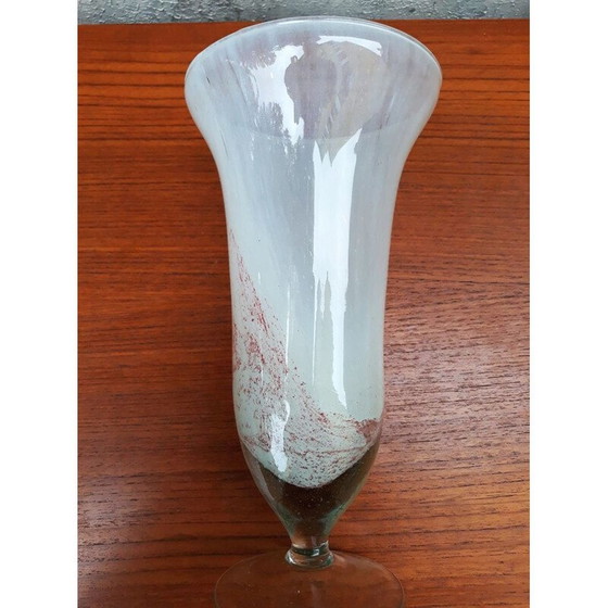 Image 1 of Vase trompette en verre soufflé, 1950