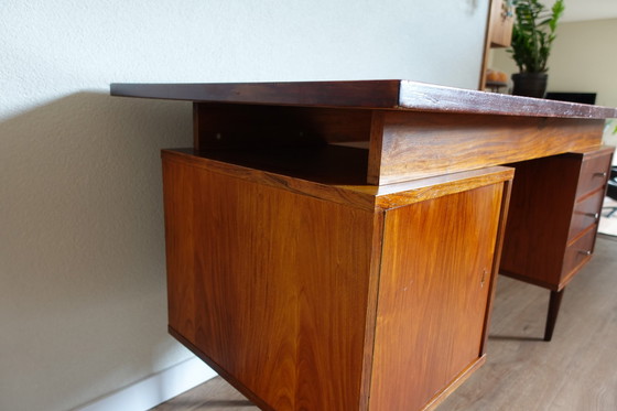 Image 1 of Bureau vintage danois en bois de rose